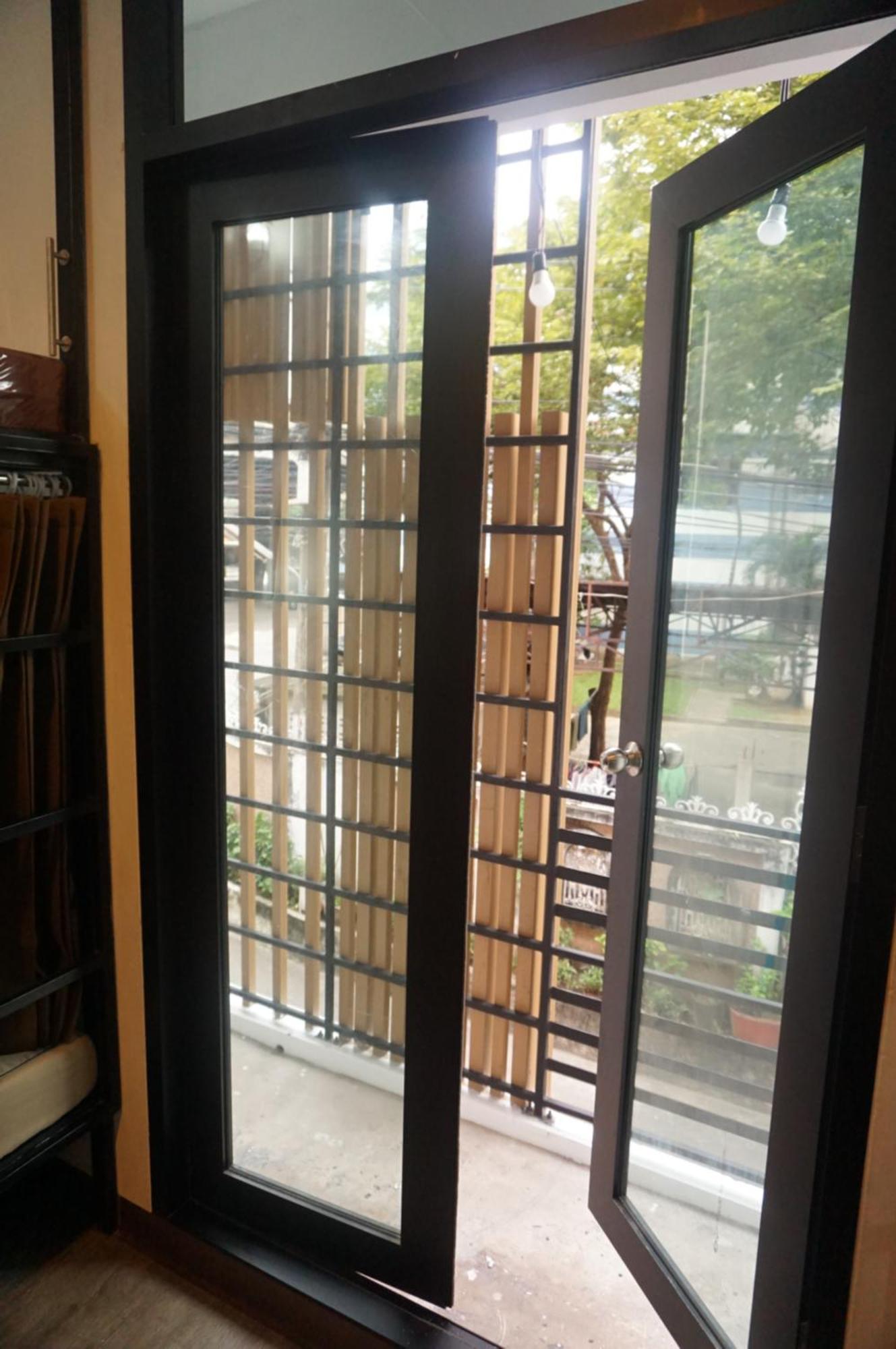 Feel Good Bangkok Hostel Exterior photo